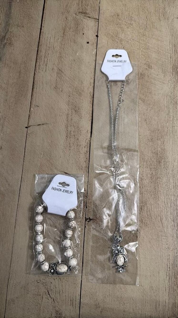 Fashion Jewelry Set with Owl Pendant and Beaded Bracelet